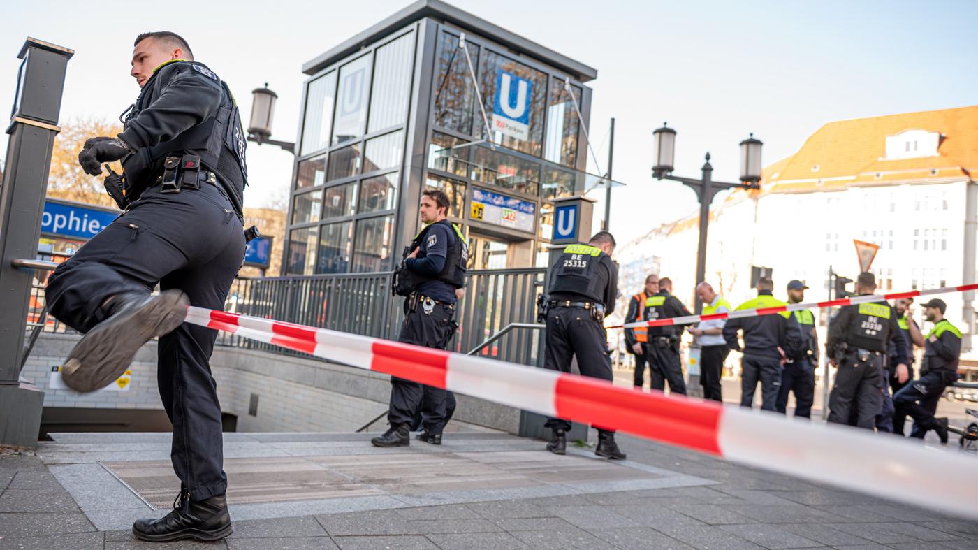 U-Bahn-Streit in Berlin eskaliert – Messerangreifer stirbt durch vier Polizeischüsse