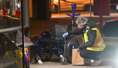 Messerattacke in Bus – Rollstuhlfahrerin und Fahrgast verletzt