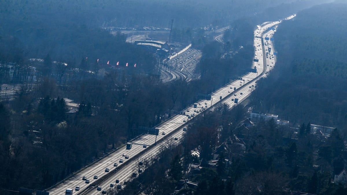 Nächtliche Autobahnsperrungen auf A100 und A115