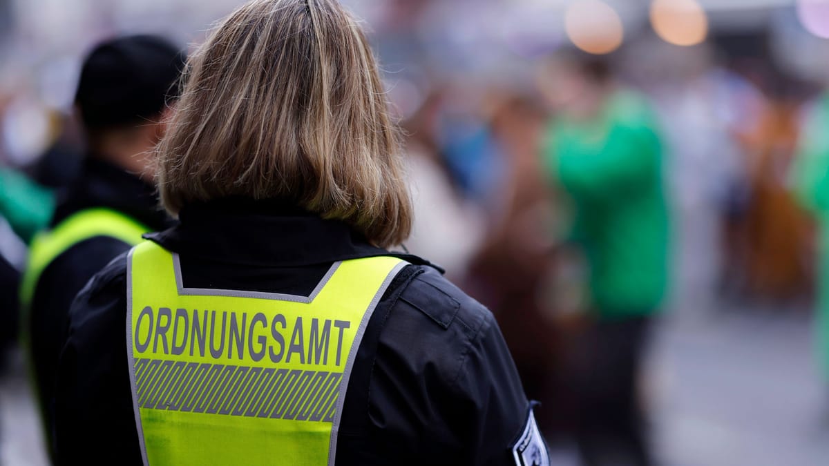 Polizei, Ordnungsamt und KVB gemeinsam auf Streife