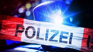 In Thaleischweiler-Fröschen (Kreis Südwestpfalz) in der Region um Pirmasens hat ein bislang Unbekannter eine Tankstelle überfallen. 