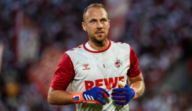 FC Bayern sprach wohl mit Urbig-Konkurrent Schwäbe vom 1. FC Köln