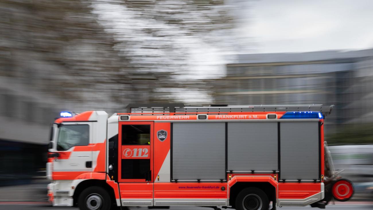 Frankfurt am Main: Brand in Seniorenwohnanlage - drei Menschen gerettet