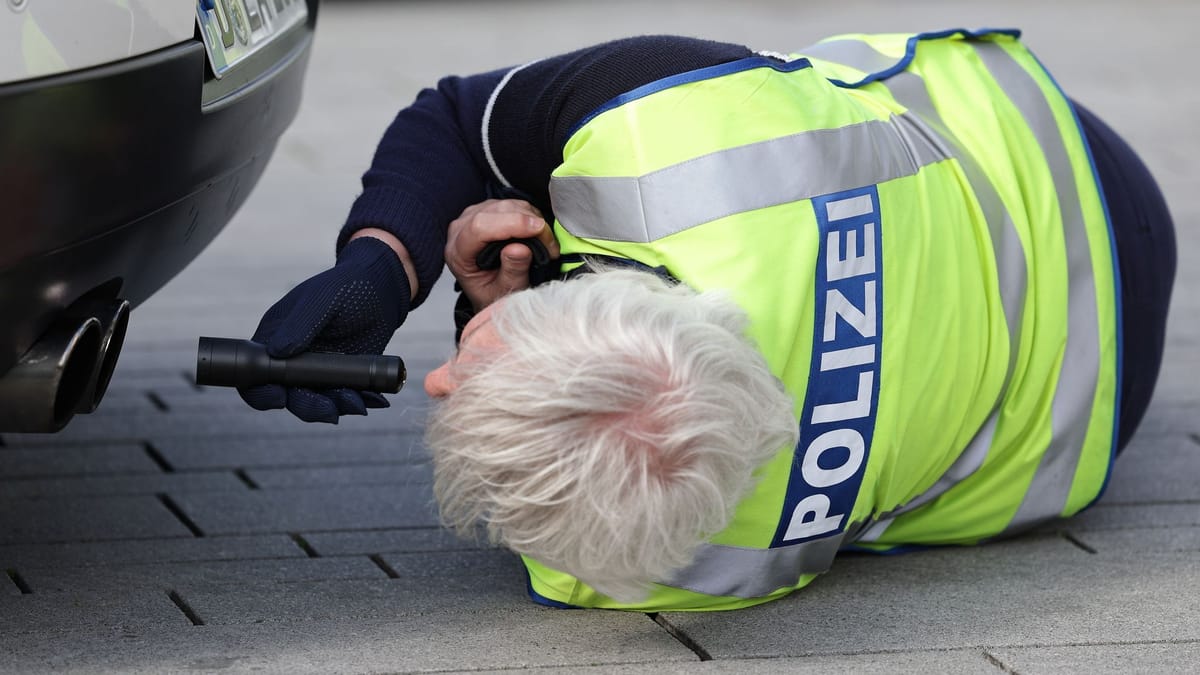 Polizei kündigt Kontrollen am "Car-Friday" an