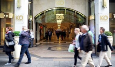 Überfall auf Juwelier in Kö-Galerie – Täter auf der Flucht