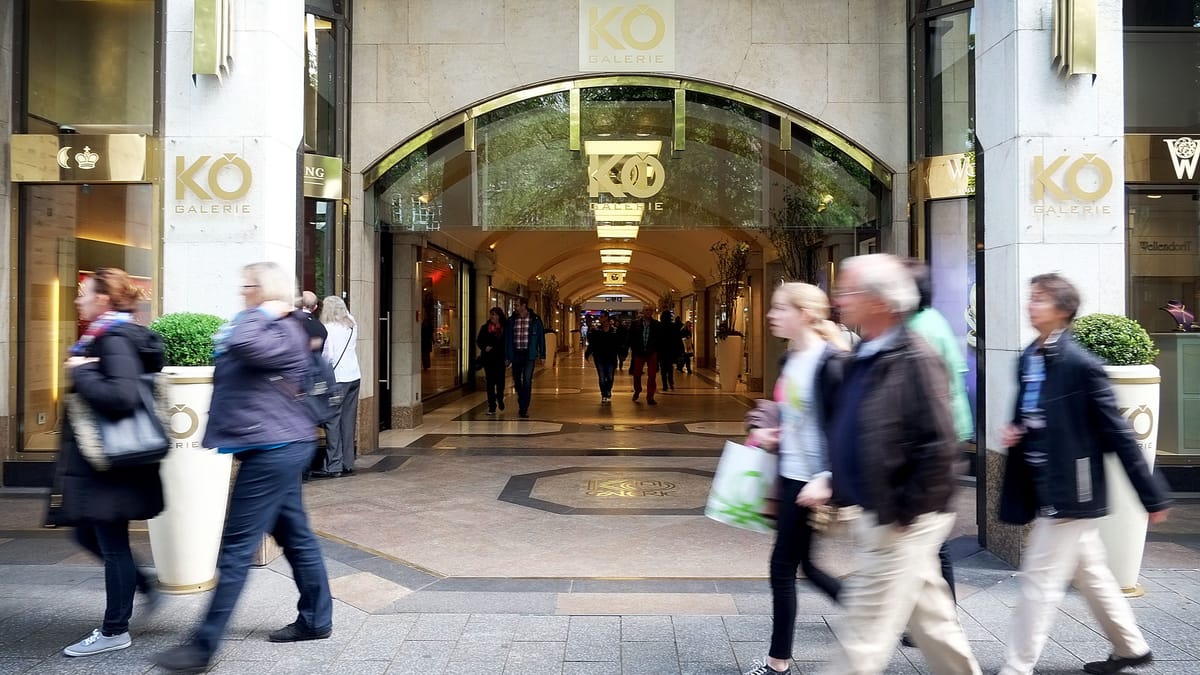 Überfall auf Juwelier in Kö-Galerie – Täter auf der Flucht