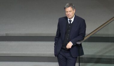 Grünenpolitiker: Habeck will Bundestagsmandat laut Medienberichten im Sommer abgeben