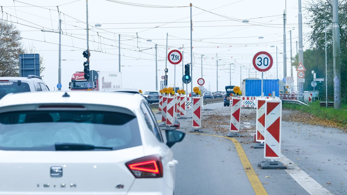 Südbrücke wird in Richtung Düsseldorf wegen Straßenarbeiten gesperrt