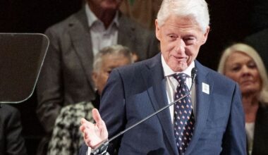 Ex-Präsident Bill Clinton bedauert "tiefe Spaltung" des Landes