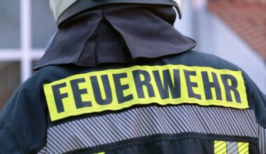 Wohnungsbrand im Siegfriedviertel – Feuerwehr rettet Mann