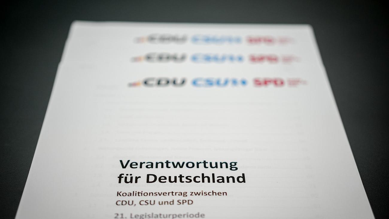Regierungsbildung: CDU-Mitglieder in Berlin geben Koalitionsvertrag Schulnote 3
