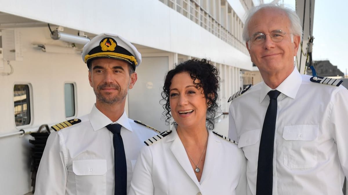 Publikum amüsiert sich über Gaststar Atze Schröder