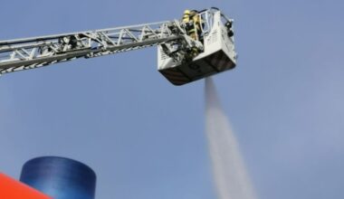 Feuerwehr verhindert Großbrand in Glasbetrieb