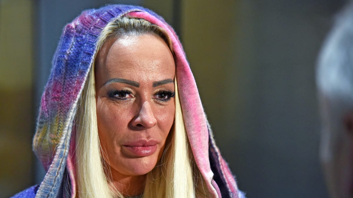 Reality-TV-Star meldet sich aus der Notaufnahme