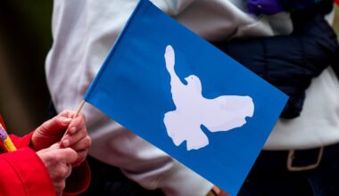 Ostermarsch-Abschluss mit 1.100 Teilnehmern auf Römerberg