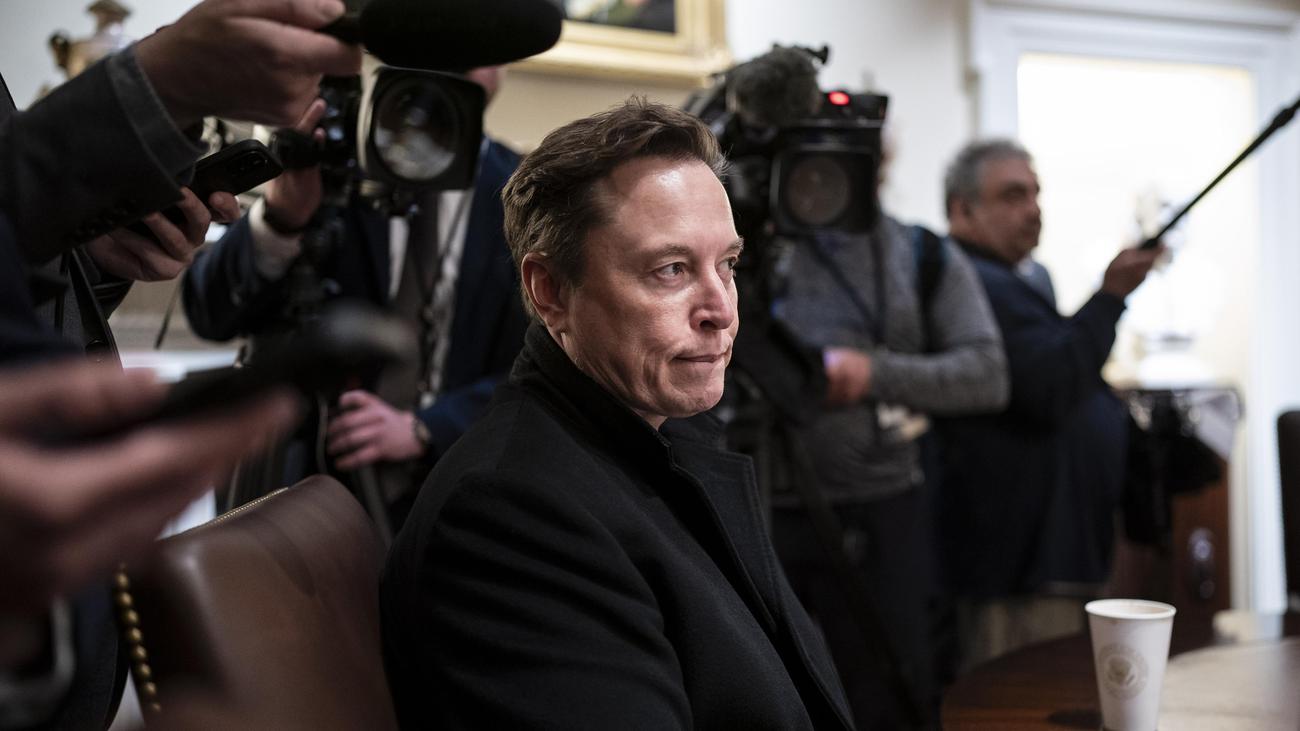 Der US-Überblick am Morgen: Musk will Regierungsarbeit reduzieren, Rubio kündigt Kürzungen an
