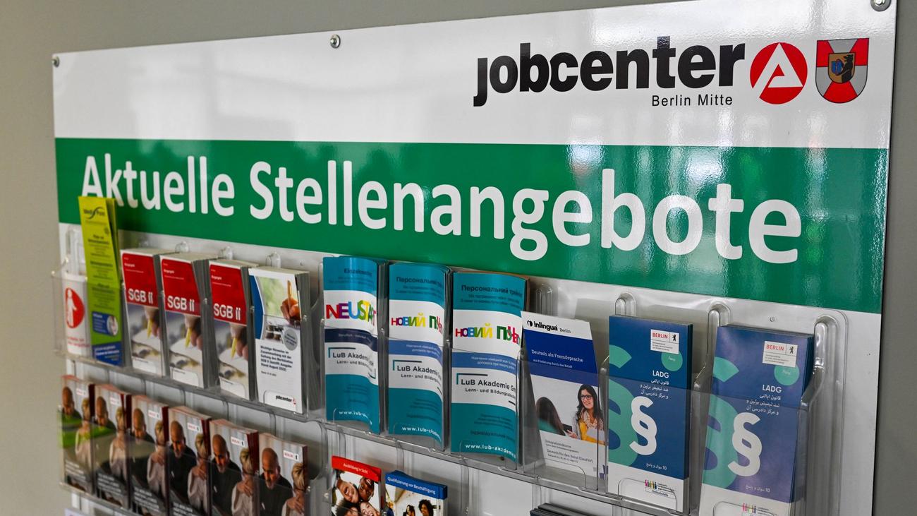 Gesellschaft: Berlin will Zuwanderern Zugang zum Arbeitsmarkt erleichtern