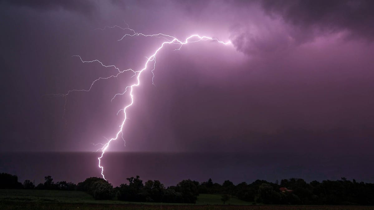 DWD warnt vor Blitzschlag und Unwettergefahr in Bayern