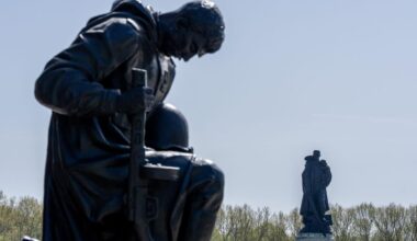 Historischer Tag: Berlin: Gedenken an Kriegsende ohne andere Nationen