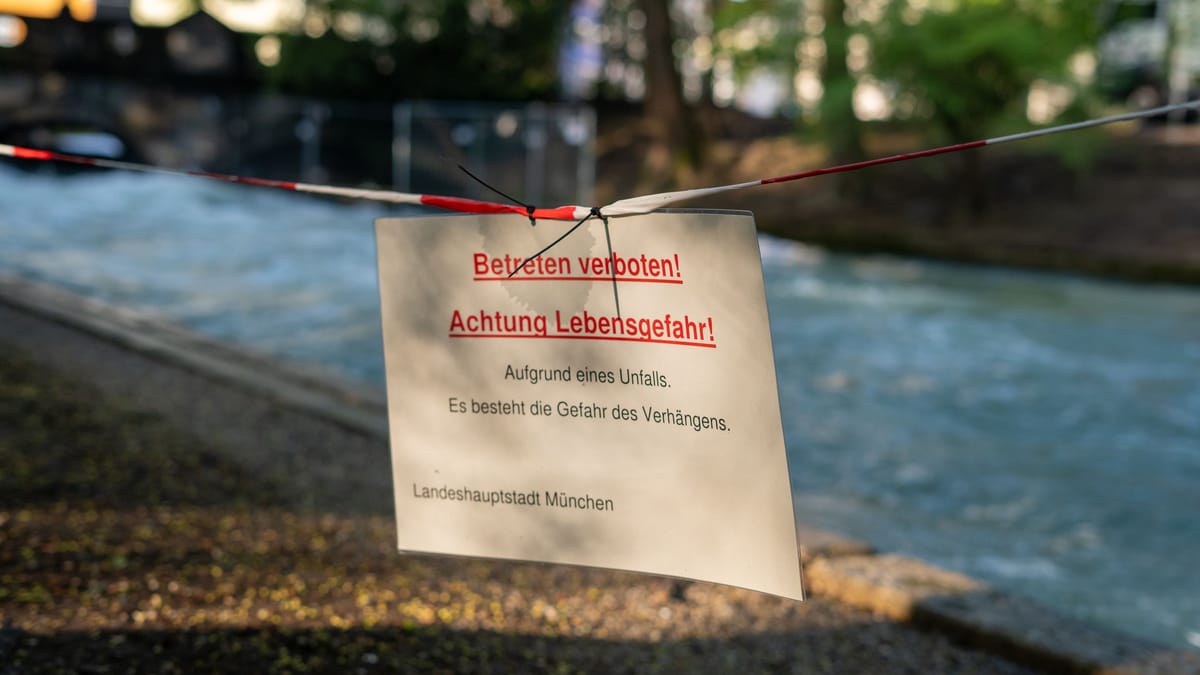 Frau stirbt an Eisbachwelle – Stadt und Surf-Community trauern
