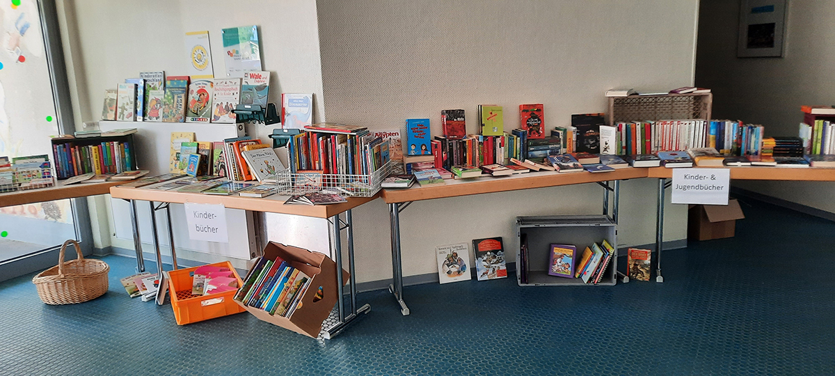 Bücherfreunde tauschen und stöbern in Malberg