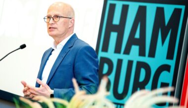 Koalition in Hamburg: SPD in Hamburg stimmt Koalitionsvertrag mit den Grünen zu
