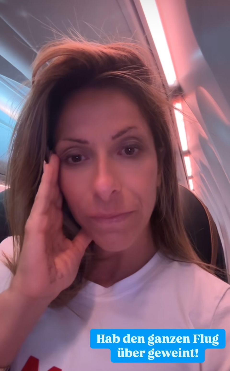 In ihrer Instagram-Story vom 25. April zeigt sich Gülcan Kamps mit Tränen in den Augen.