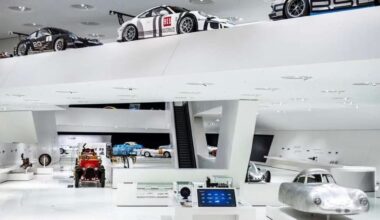 Porsche- und Mercedes-Fans finden in Stuttgart Hotel mit Automuseums-Deal