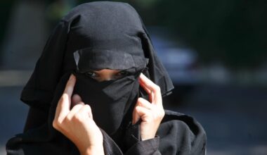 Muslima scheitert mit Klage für Gesichtsschleier am Steuer