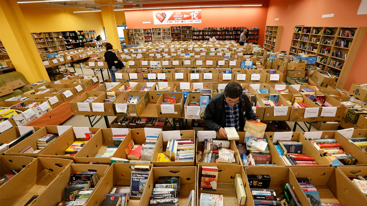 FMZ Attaching: Bücherflohmarkt sucht dringend ein neues Zuhause für 130 000 gespendete Bücher - Freising