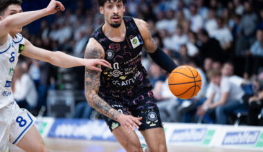 Uni Baskets verlieren in der Crunchtime in Karlsruhe – Uni Baskets