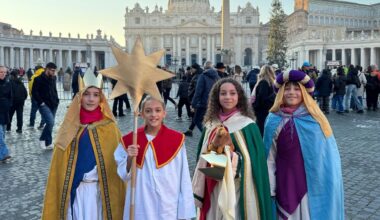 Sternsingergruppe für die Neujahrsmesse mit dem Papst in Rom gesucht