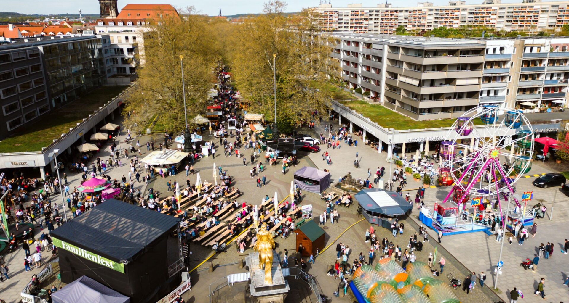 Neustädter Frühling am Goldenen Reiter