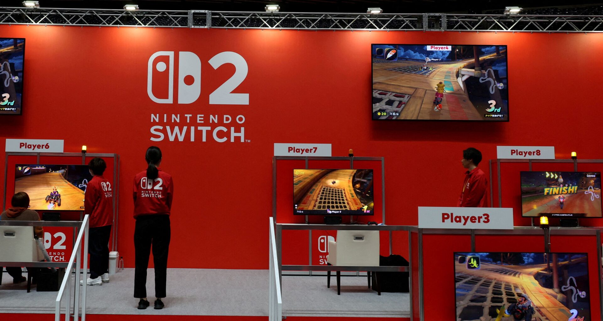 Japanische Nintendo-Fans testen Switch 2 vor der Markteinführung trotz Zollsorgen