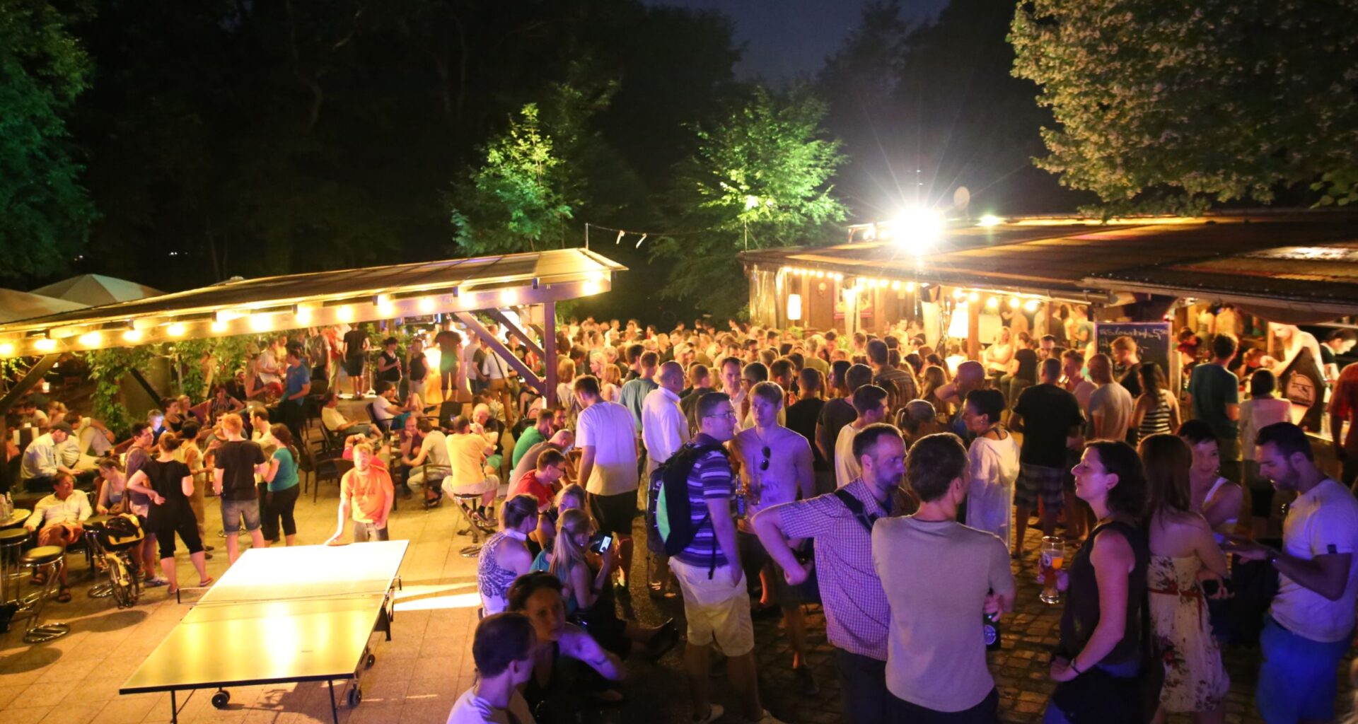 Feiern in der Sommerwirtschaft - Foto: PR/Saloppe