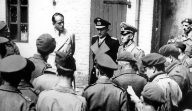 Buch über das Ende des „Dritten Reiches“: Gestellte Action für die Fotografen