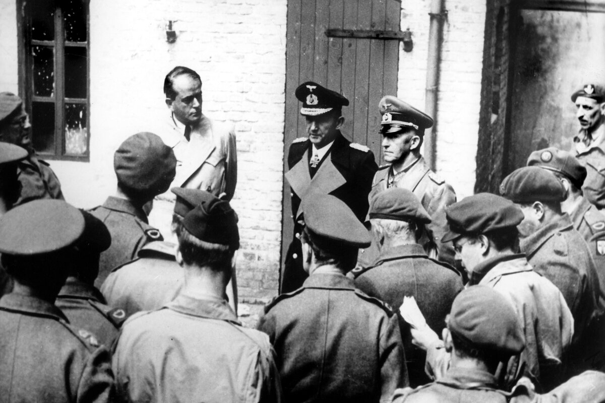 Buch über das Ende des „Dritten Reiches“: Gestellte Action für die Fotografen