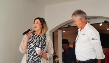 Jenny und Achim Thiesen bei der Eröffnung.