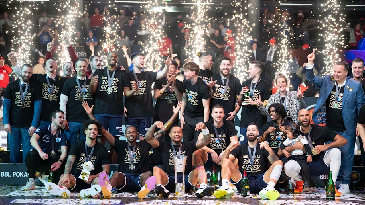 Rostock, Chemnitz, MBC und Jena: Das Basketball-Hoch im Osten | Sportmix
