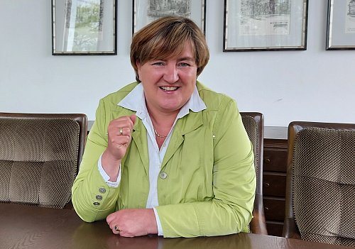 Birgit Ernst will die Tür für Gespräche offen halten. - © Claus Meyer