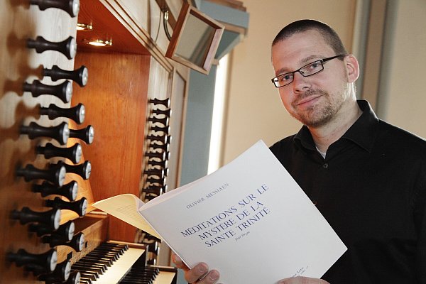 Christof Pülsch spielt zu Ostern den Zyklus "Les corps glorieux" von Oliver Messian auf der Orgel der Zionskirche. - © privat