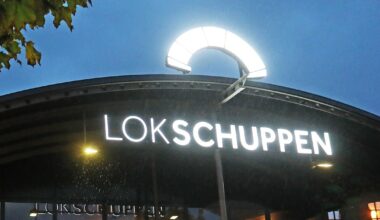 Wochenendtipps für Bielefeld: Experimente, Wave-Disco und natürlich Osterfeuer