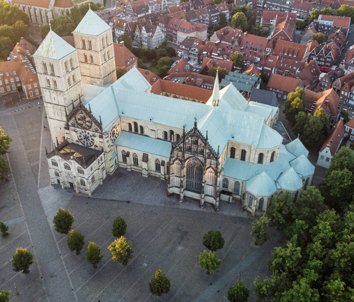 Münsters Katholik:innen trauern um Papst Franziskus