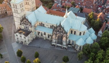 Münsters Katholik:innen trauern um Papst Franziskus