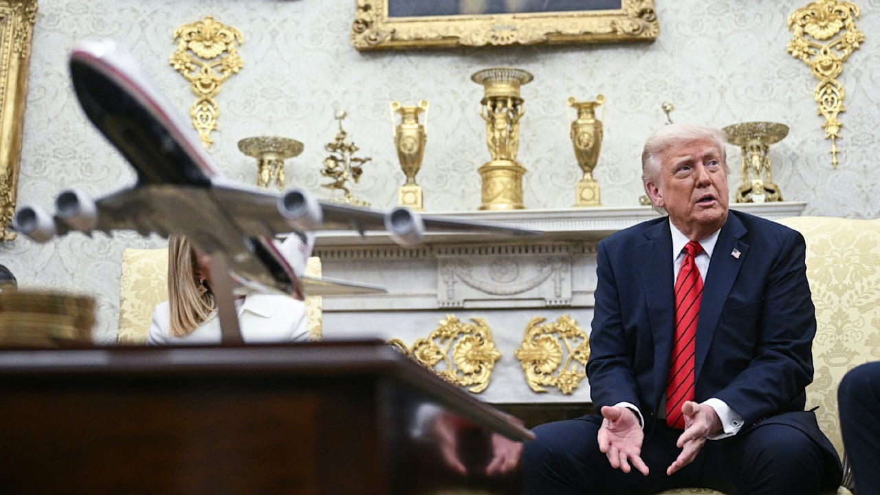 Goldrausch! Donald Trump lässt Schreiner mit Air Force One einfliegen | Politik