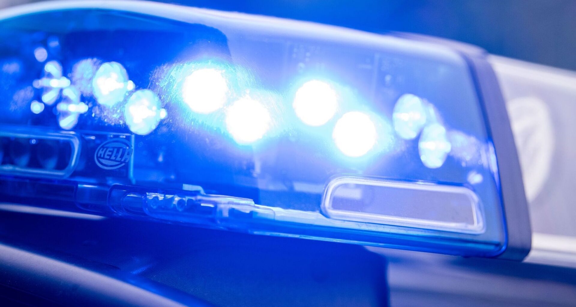 Karlsruhe: Mann soll mit Messer auf  Telefonanbieter-Vertreter losgegangen sein - Baden-Württemberg