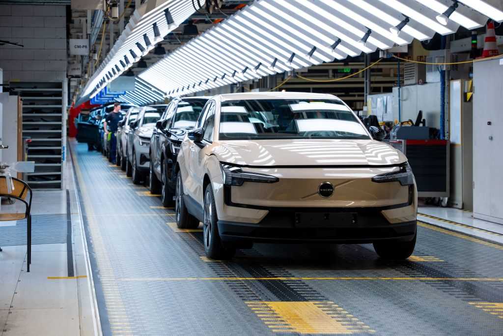 Volvo-Werk Gent: EX30 jetzt auch made in Europe - Elektromobilität (E-Mobilität), Unternehmens-, Wirtschaft- und Branchen-Nachrichten (sonst.) | Elekroauto-News | VISION mobility