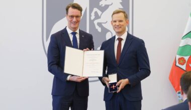 Bonner Virologe Hendrik Streeck erhält Bundesverdienstkreuz