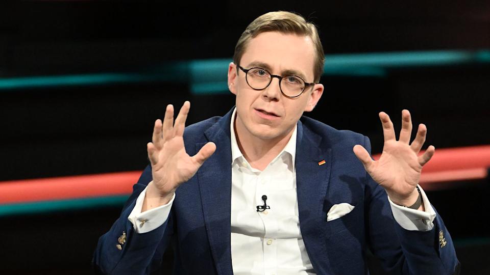 CDU-Politiker Philipp Amthor bezeichnete die geplante Neuverschuldung bei "Markus Lanz" als "Kompromiss".  (Bild: ZDF / Cornelia Lehmann)