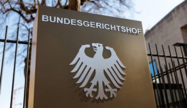 Bundesgerichtshof: "Impfen macht frei"-Bild ist Volksverhetzung